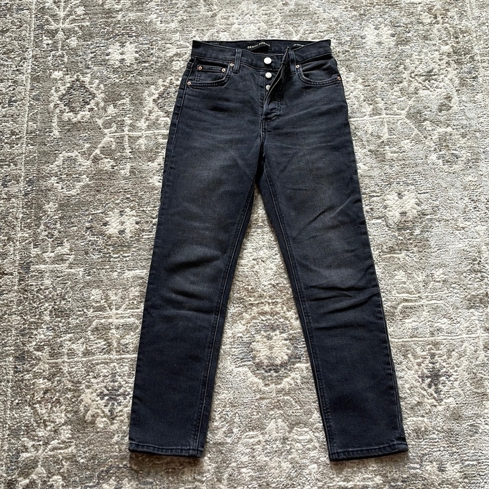 Denim Forum The Yoko High Rise Slim in 26L